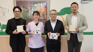 三越伊勢丹グループ労働組合 仙台三越支部様よりデジタルカメラ等をご寄贈いただきました